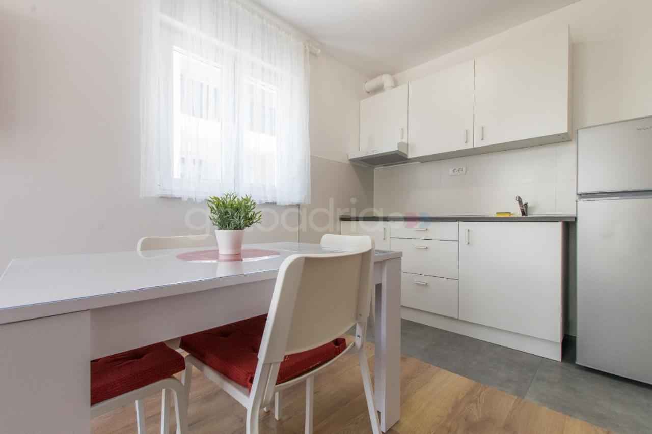 Sea View Apartments Pezze Makarska Eksteriør billede
